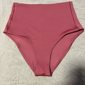 Left on Friday Hi Tide Bottom XL in Camp (Pink)